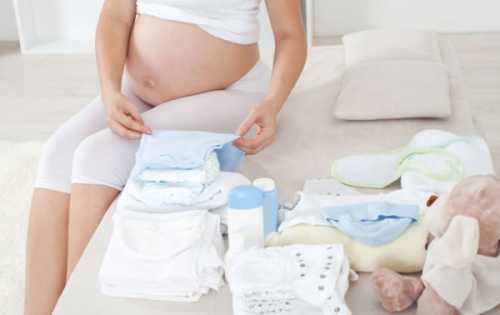 список вещей для новорождённого, подгузники и пеленки